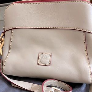 Dooney Bourke shoulder bag
